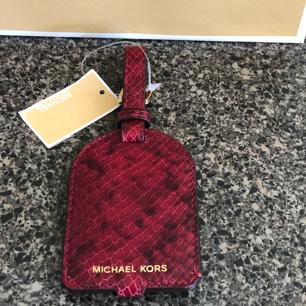 Authentic NWT Micheal Kors luggage Tag - Picture 5 of 5
